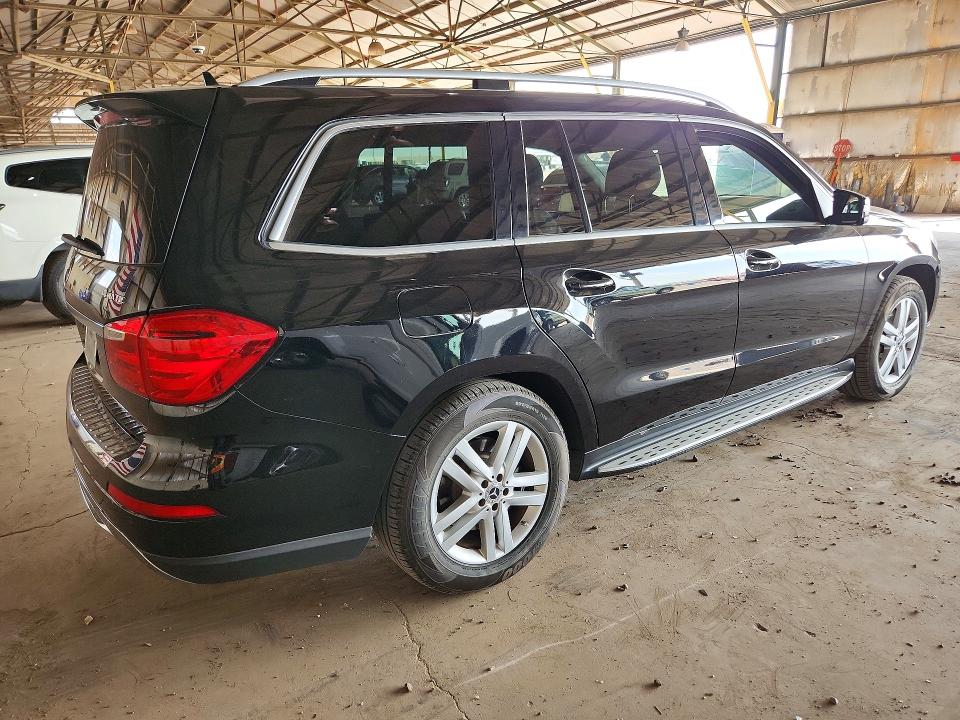 Photo 3 from auction – 2013 MERCEDES-BENZ GL with VIN 4JGDF7CE9DA253152