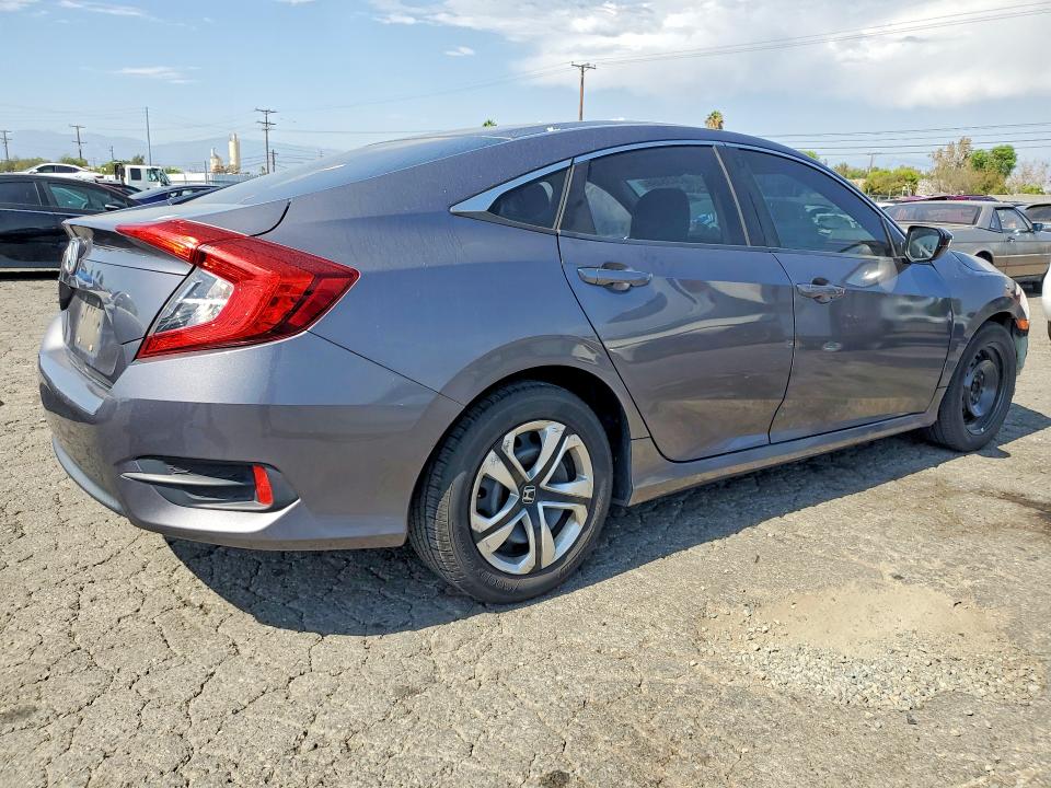 Photo 3 from auction – 2016 HONDA CIVIC with VIN 2HGFC2F5XGH526529