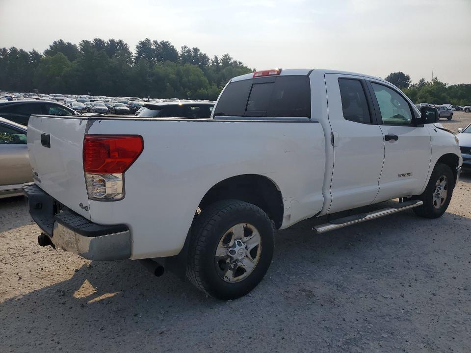 Photo 3 from auction – 2012 TOYOTA TUNDRA with VIN 5TFUM5F15CX033543