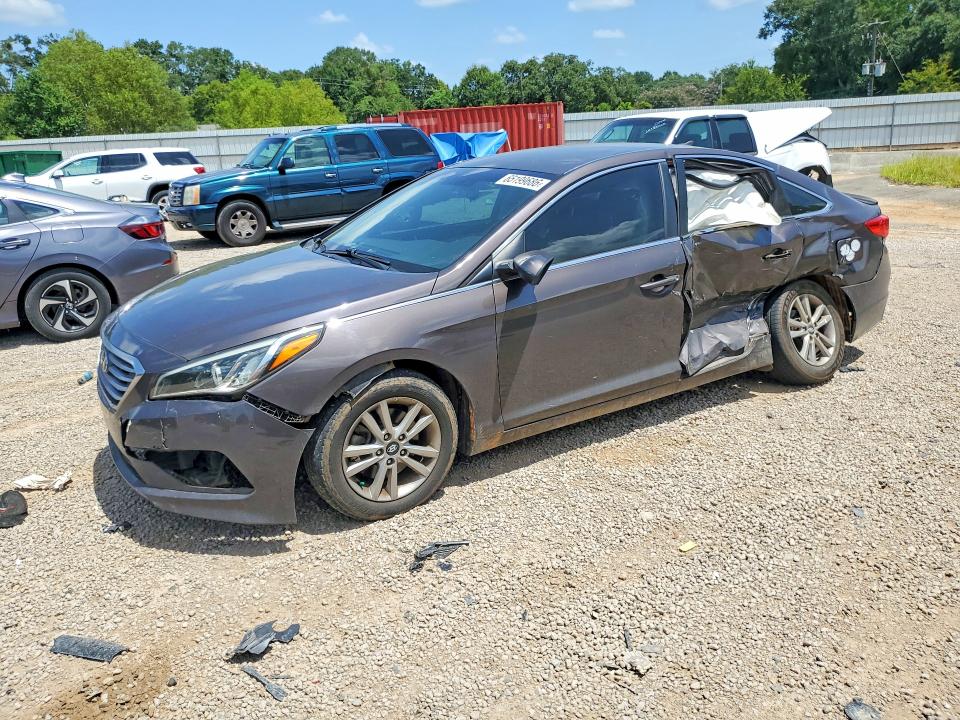 HYUNDAI SONATA SE 2016 with VIN 5NPE24AF1GH363947 - Photo from auction