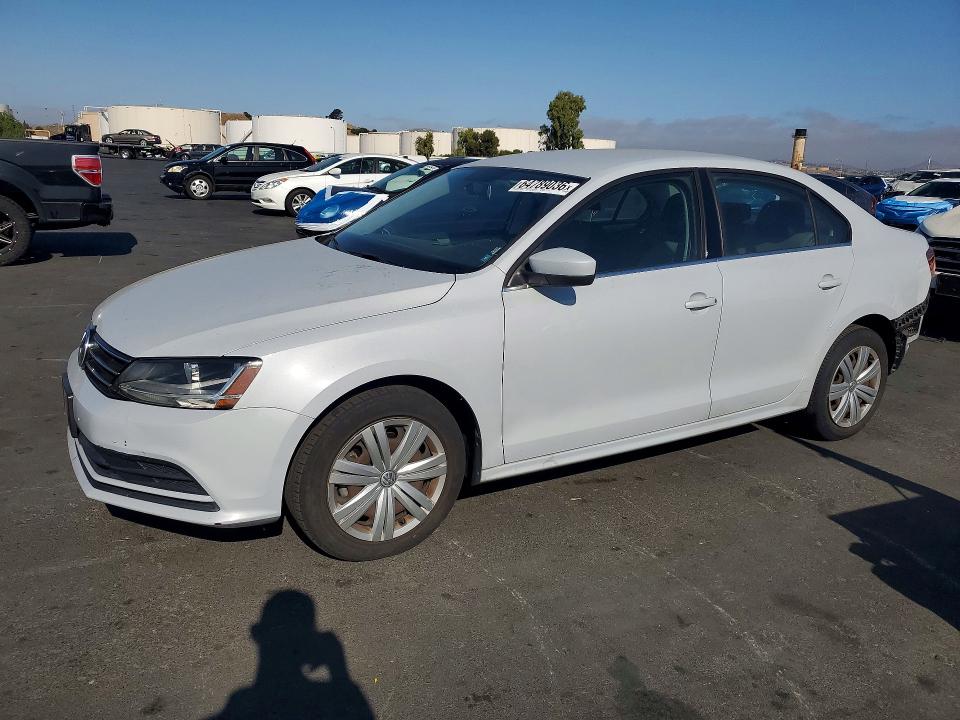 2017 VOLKSWAGEN JETTA - Търг №64789036