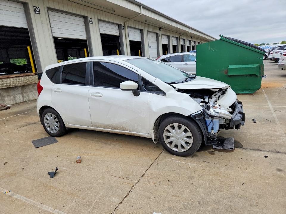 Photo 4 from auction – 2015 NISSAN VERSA NOTE with VIN 3N1CE2CP8FL361476