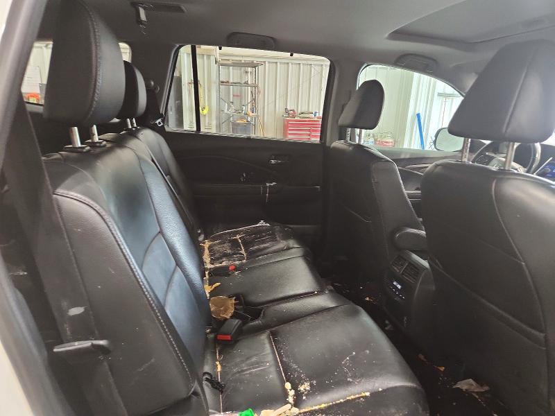 Photo 11 from auction – 2019 HONDA PILOT with VIN 5FNYF6H5XKB054138