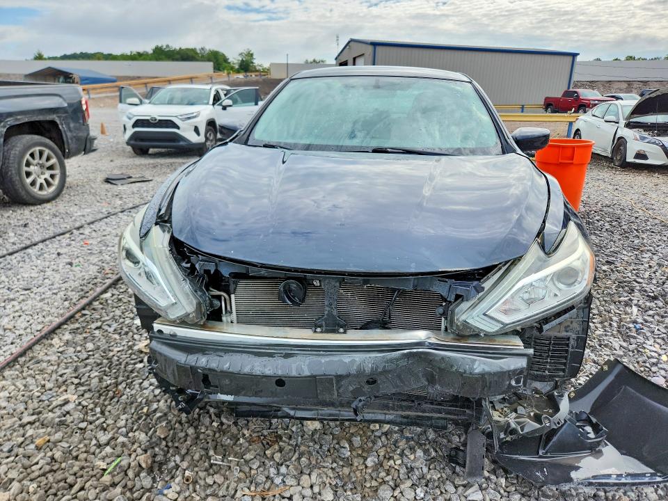 Photo 5 from auction – 2017 NISSAN ALTIMA with VIN 1N4AL3AP6HN351704