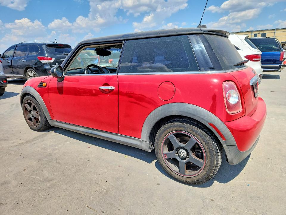 Photo 2 from auction – 2013 MINI COOPER with VIN WMWSU3C58DT689552
