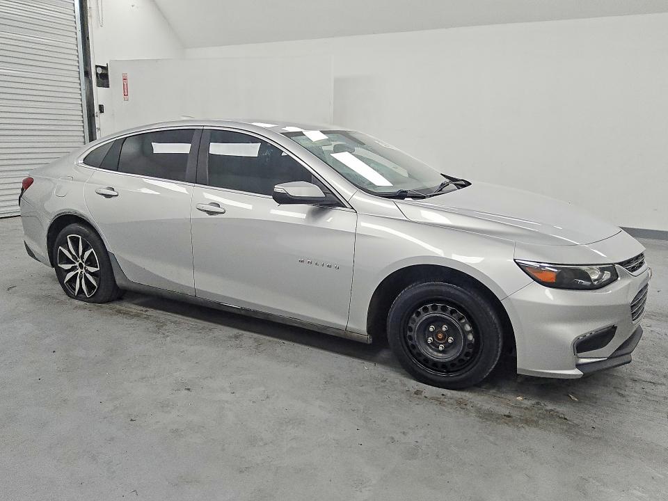 Photo 4 from auction – 2018 CHEVROLET MALIBU with VIN 1G1ZD5ST8JF292746