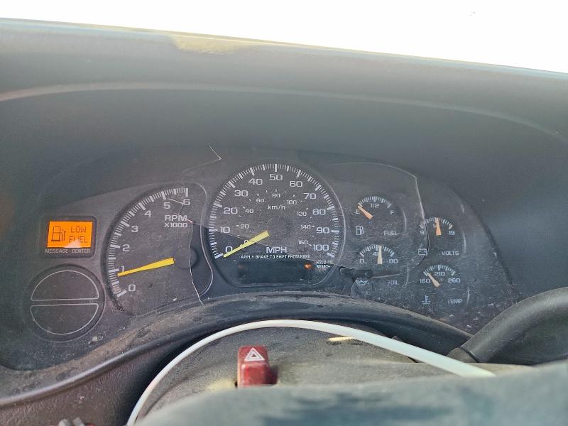 Photo 9 from auction – 2000 CHEVROLET SILVERADO with VIN 1GCEK19TXYE169296