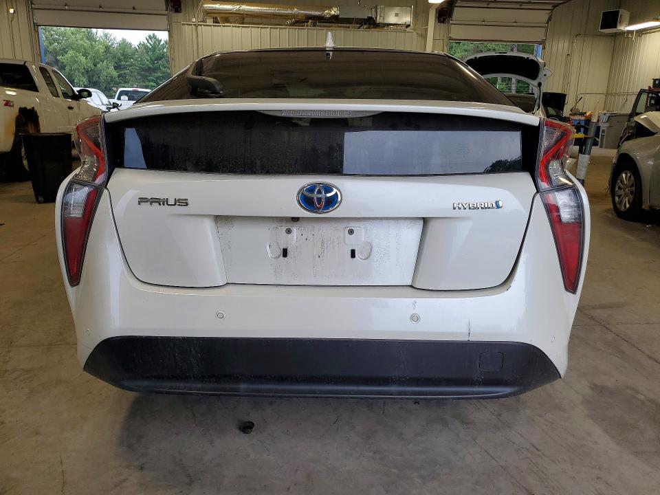 Photo 6 from auction – 2017 TOYOTA PRIUS with VIN JTDKBRFU5H3053580