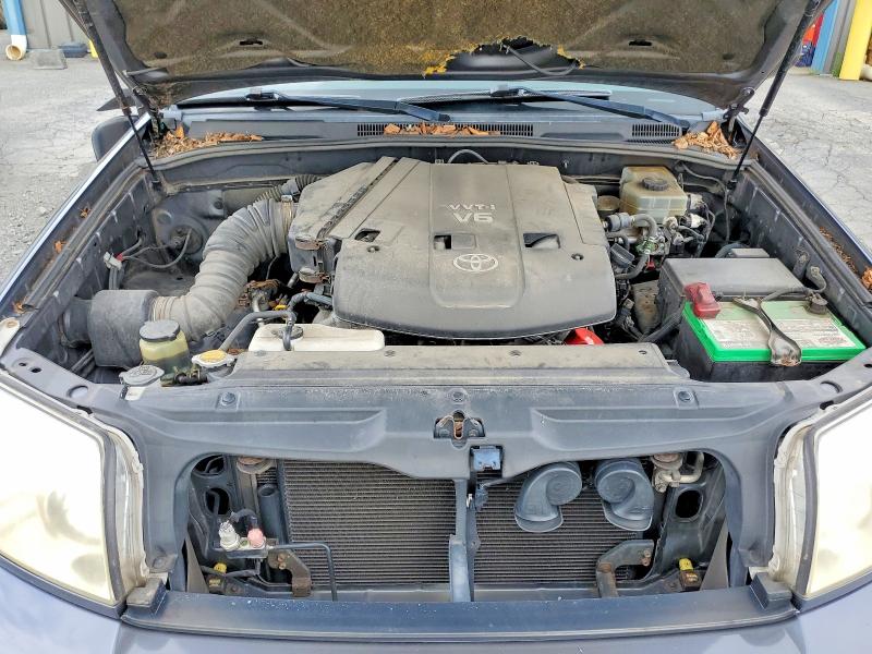 Photo 12 from auction – 2004 TOYOTA 4RUNNER with VIN JTEBU14RX40036789