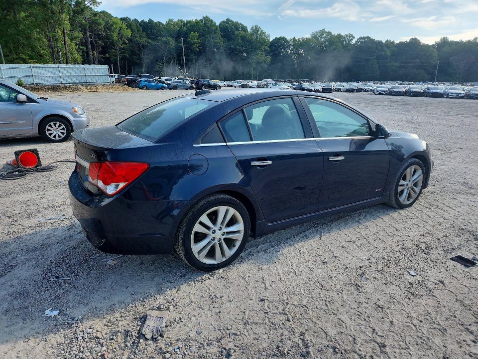 Photo 3 from auction – 2015 CHEVROLET CRUZE with VIN 1G1PG5SB2F7115018