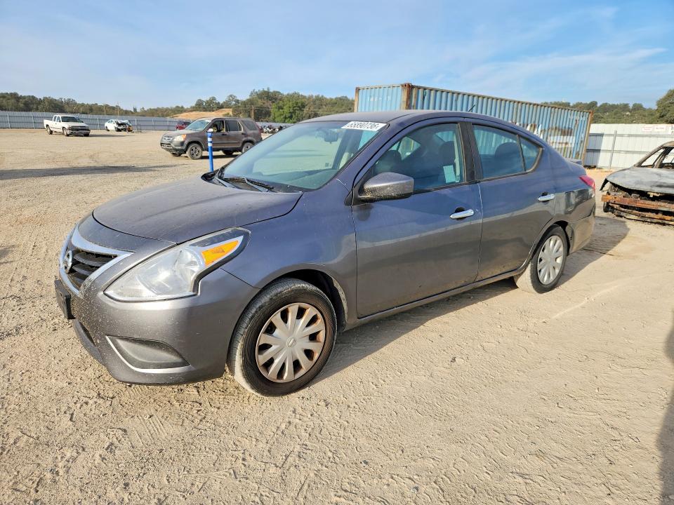 NISSAN VERSA 2018 with VIN 3N1CN7AP2JL813169 - Photo from auction