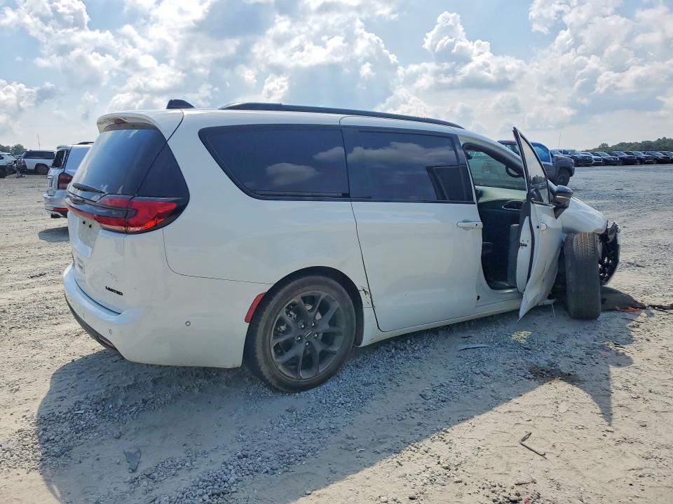 صورة رقم 3 من المزاد - 2023 CHRYSLER PACIFICA مع VIN 2C4RC1GG3PR625953