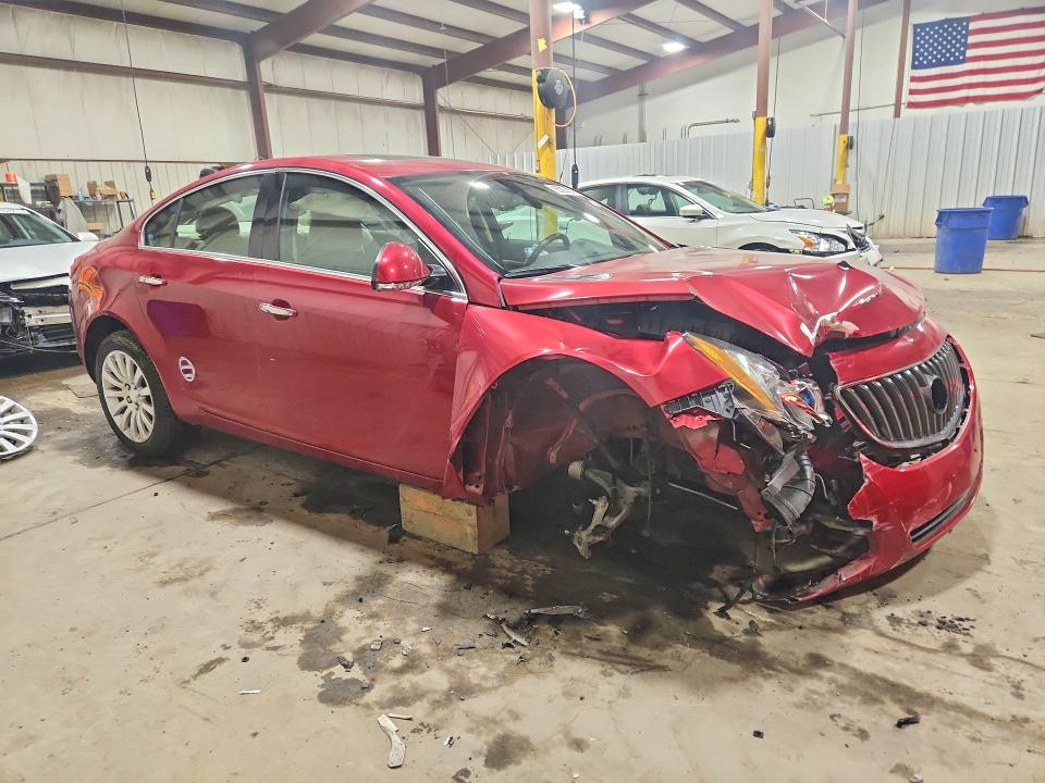 Photo 4 from auction – 2013 BUICK REGAL with VIN 2G4GT5GV2D9149912