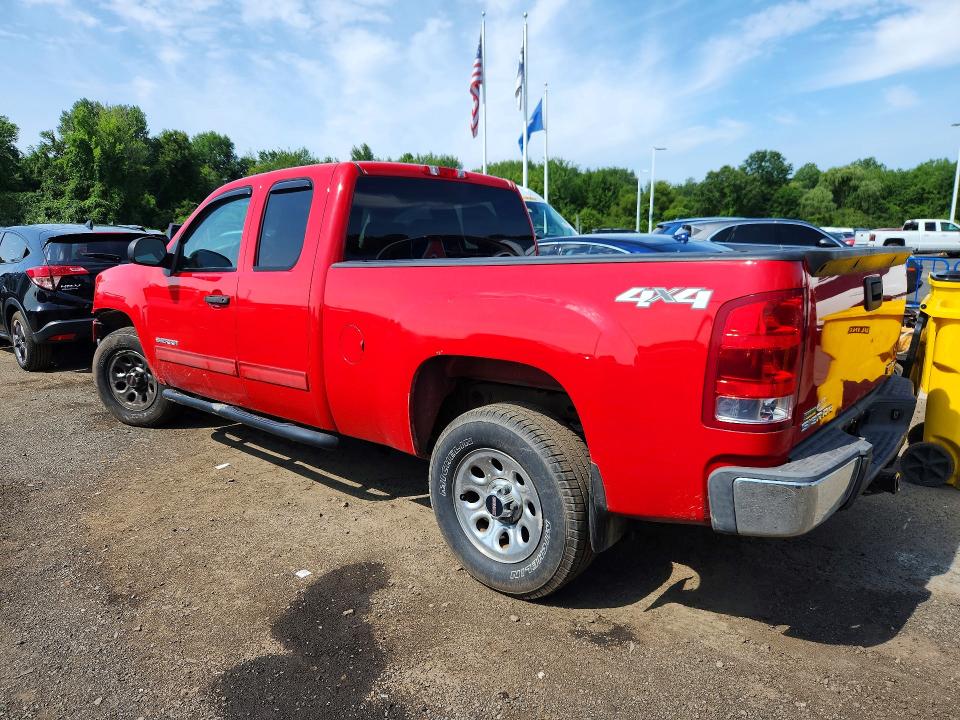 Photo 2 from auction – 2011 GMC SIERRA with VIN 1GTR2UEA0BZ345859
