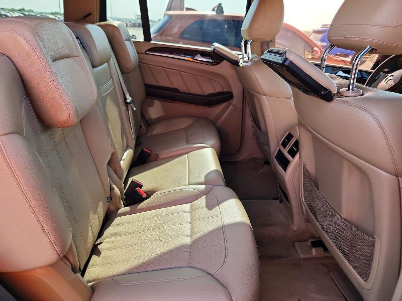 Photo 11 from auction – 2015 MERCEDES-BENZ GL with VIN 4JGDF6EE7FA449245