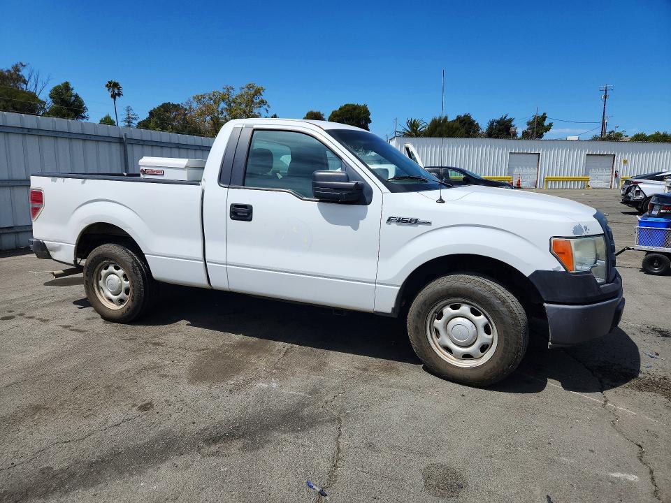 Photo 4 from auction – 2010 FORD F150 with VIN 1FTMF1CW2AKE17972