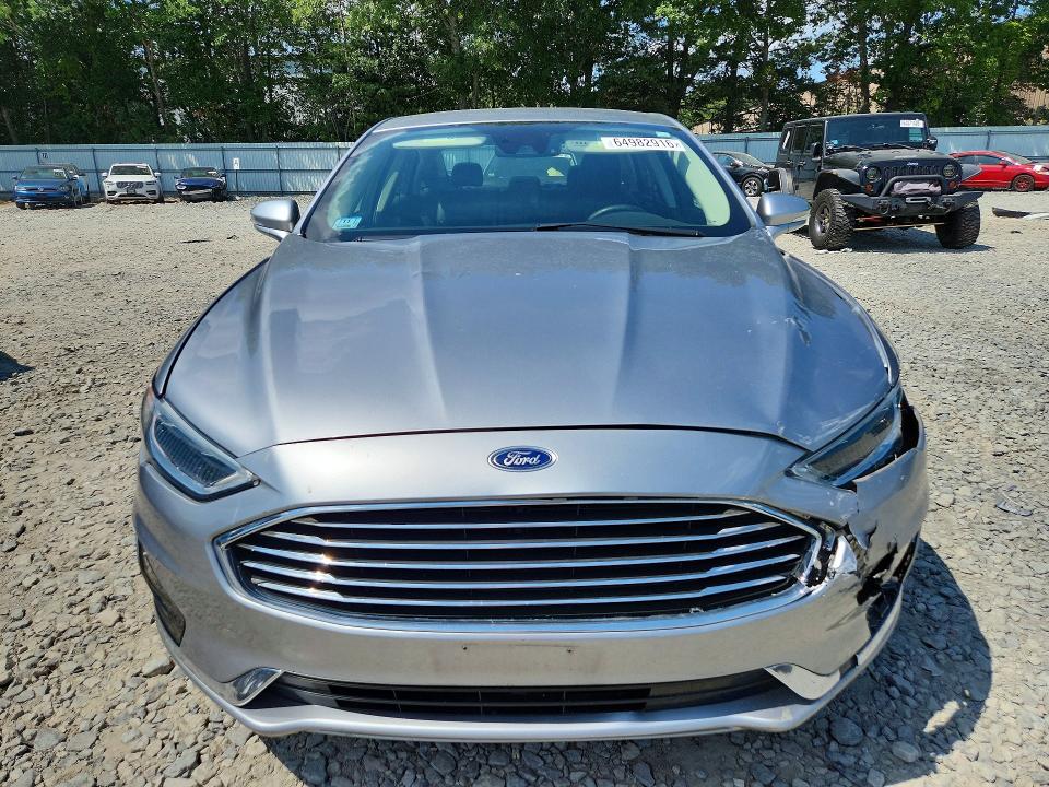 Photo 5 from auction – 2020 FORD FUSION with VIN 3FA6P0CD2LR195890