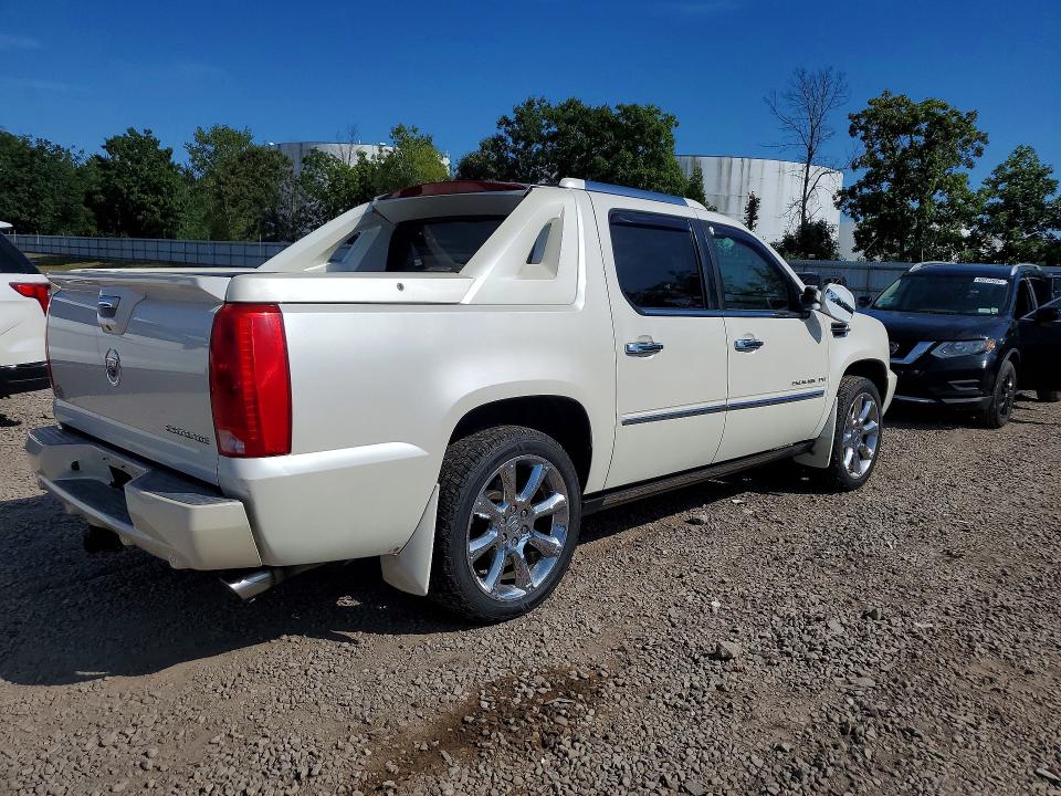 Photo 3 from auction – 2012 CADILLAC ESCALADE with VIN 3GYT4NEF8CG232027