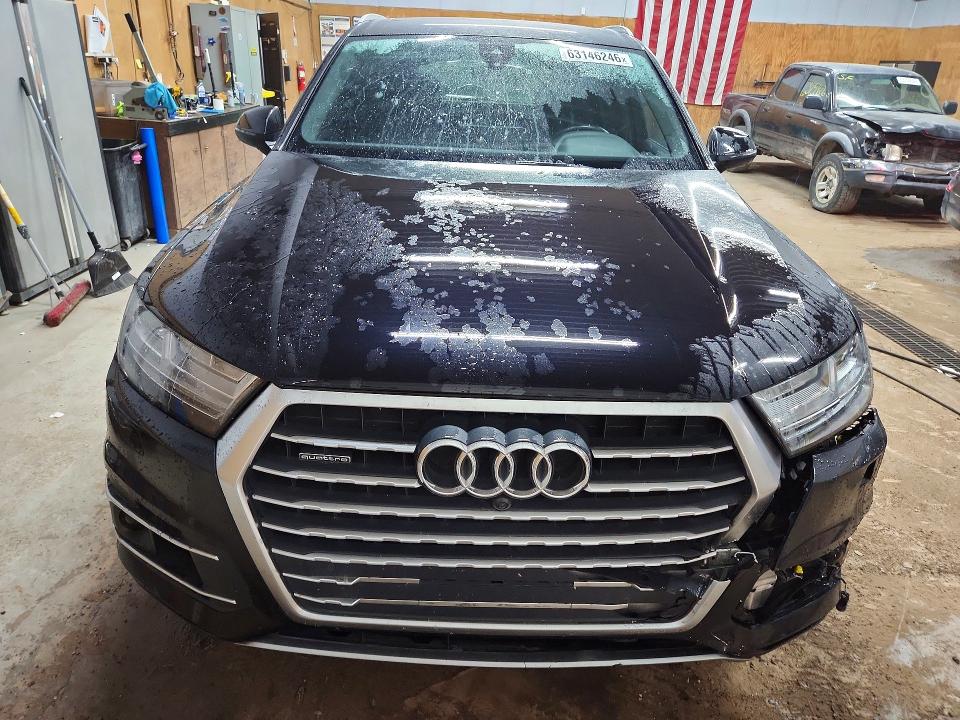 Photo 5 from auction – 2018 AUDI Q7 with VIN WA1LAAF71JD047160
