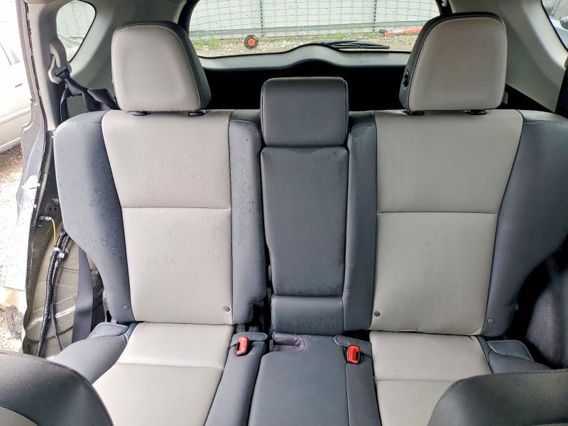 Photo 10 from auction – 2014 TOYOTA RAV4 with VIN 2T3DFREV4EW216669