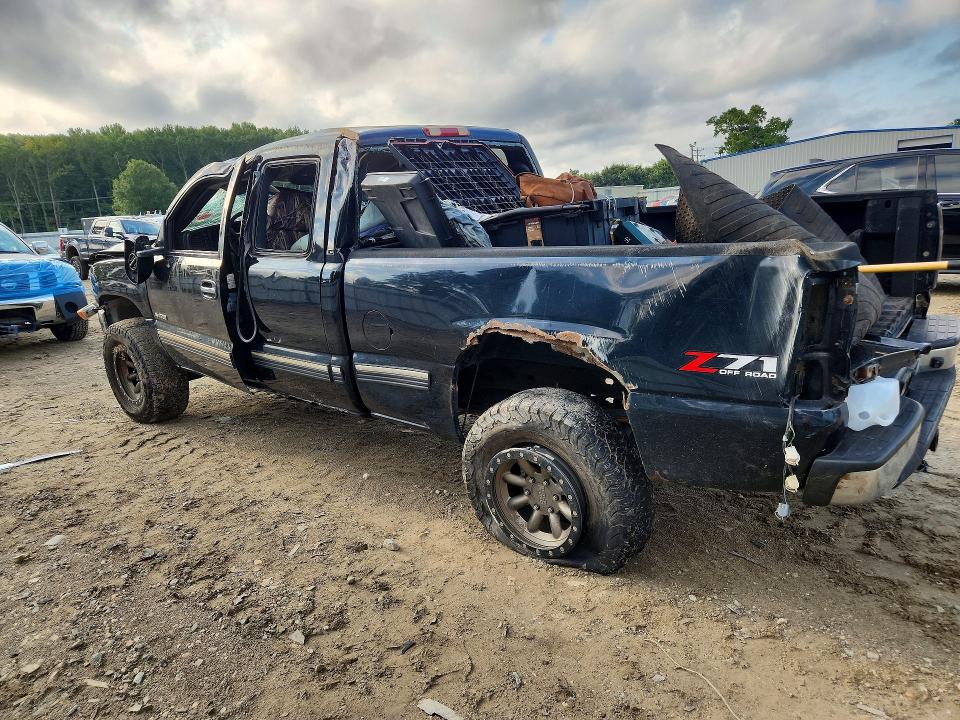 Photo 2 from auction – 2001 CHEVROLET SILVERADO with VIN 1GCEK19T21Z118499