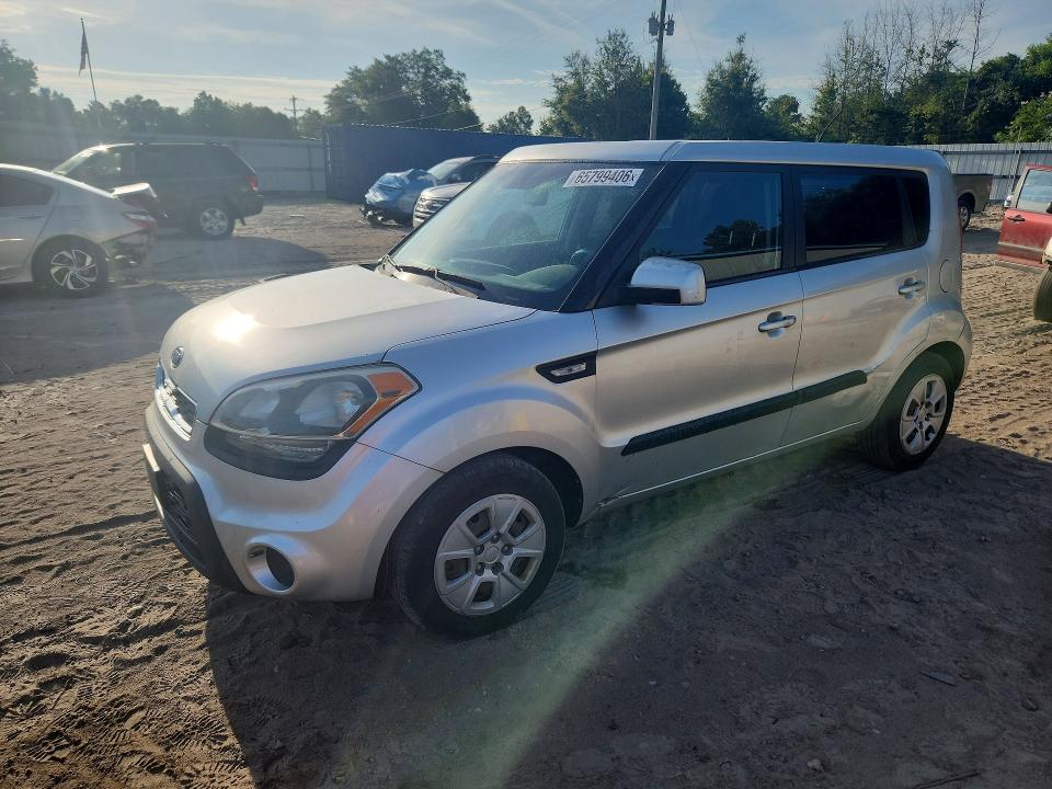KIA SOUL 2012 with VIN KNDJT2A50C7442466 - Photo from auction