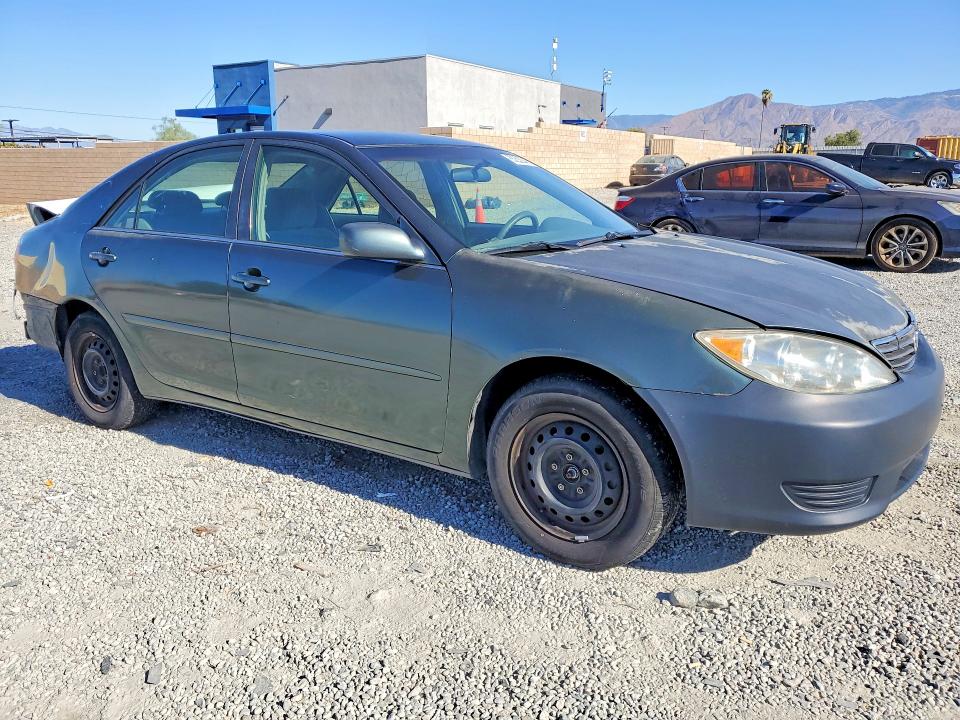 Photo 4 from auction – 2005 TOYOTA CAMRY with VIN 4T1BE32KX5U406955
