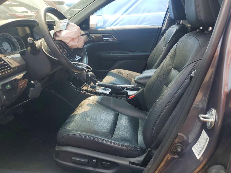 Photo 7 from auction – 2017 HONDA ACCORD with VIN 1HGCR2F83HA281469