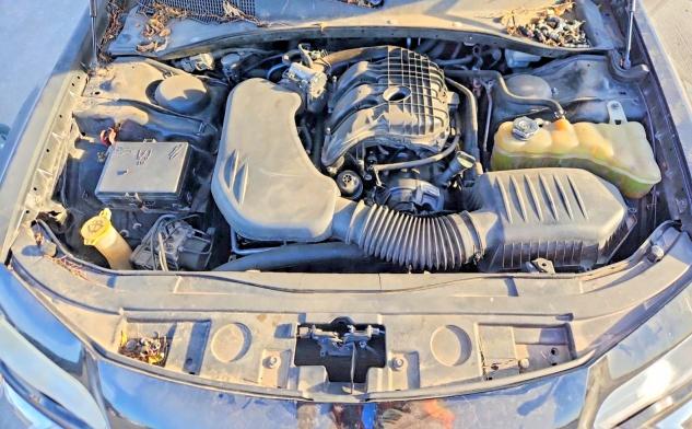 Photo 11 from auction – 2013 CHRYSLER 300 with VIN 2C3CCABGXDH658645