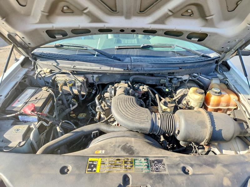 Photo 11 from auction – 2004 FORD F150 with VIN 1FTRX12WX4NB97195