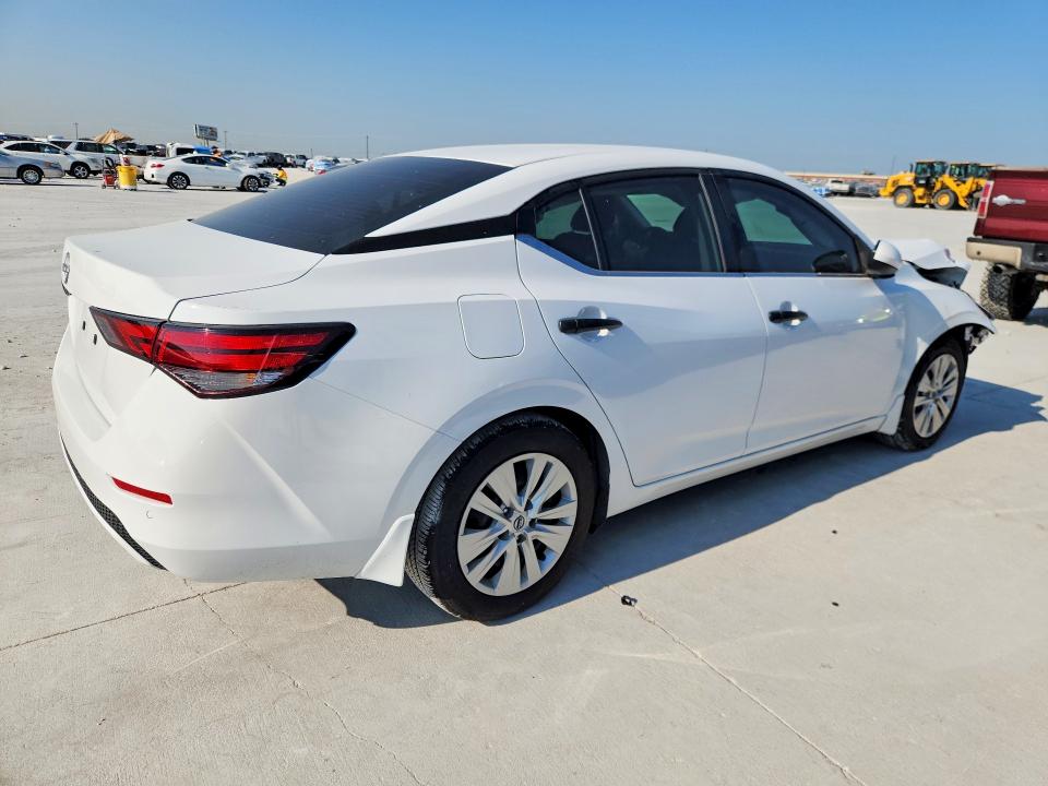 Photo 3 from auction – 2025 NISSAN SENTRA with VIN 3N1AB8BV1SY359293