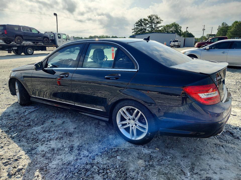 Photo 2 from auction – 2013 MERCEDES-BENZ C with VIN WDDGF8AB2DR298716