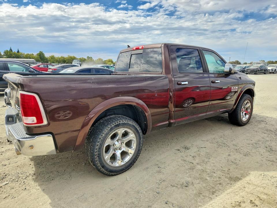 Zdjęcie 3 z aukcji – 2015 RAM 1500 z VIN 1C6RR7VM2FS541069