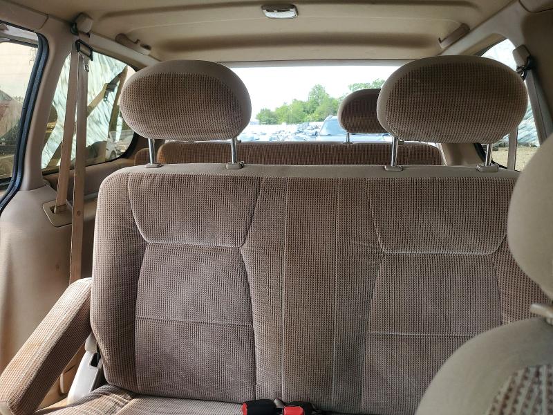 Photo 10 from auction – 1994 NISSAN QUEST with VIN 4N2DN11W2RD832695