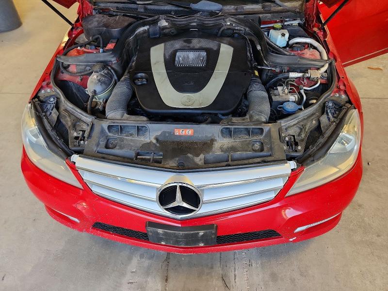 Photo 11 from auction – 2012 MERCEDES-BENZ C with VIN WDDGF8BBXCR210072