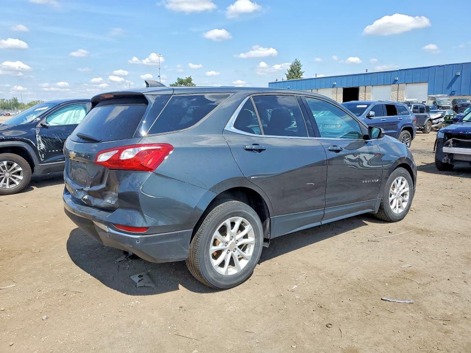 Photo 3 from auction – 2019 CHEVROLET EQUINOX with VIN 2GNAXTEV8K6250545