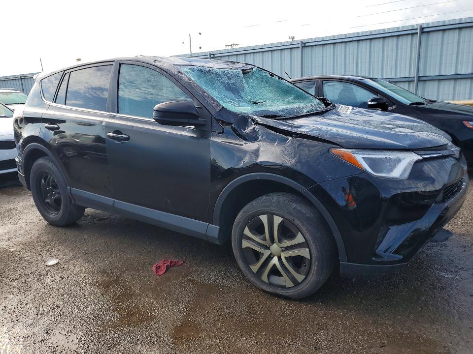 Photo 4 from auction – 2018 TOYOTA RAV4 with VIN 2T3BFREV8JW776941