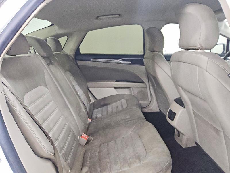 Photo 10 from auction – 2019 FORD FUSION with VIN 3FA6P0HD5KR146870