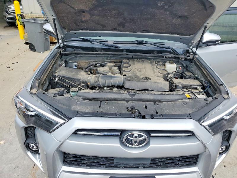 Photo 12 from auction – 2023 TOYOTA 4RUNNER with VIN JTERU5JR3P6134722