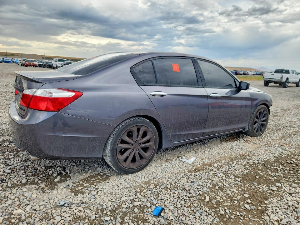 Снимка 3 от търг – 2013 HONDA ACCORD с VIN 1HGCR2F54DA140359