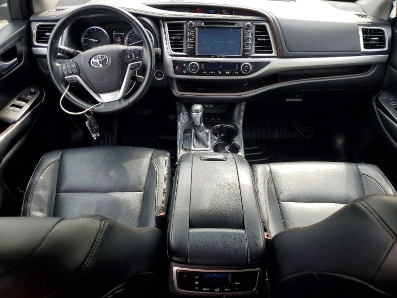 Zdjęcie 8 z aukcji – 2018 TOYOTA HIGHLANDER z VIN 5TDJZRFH4JS534807