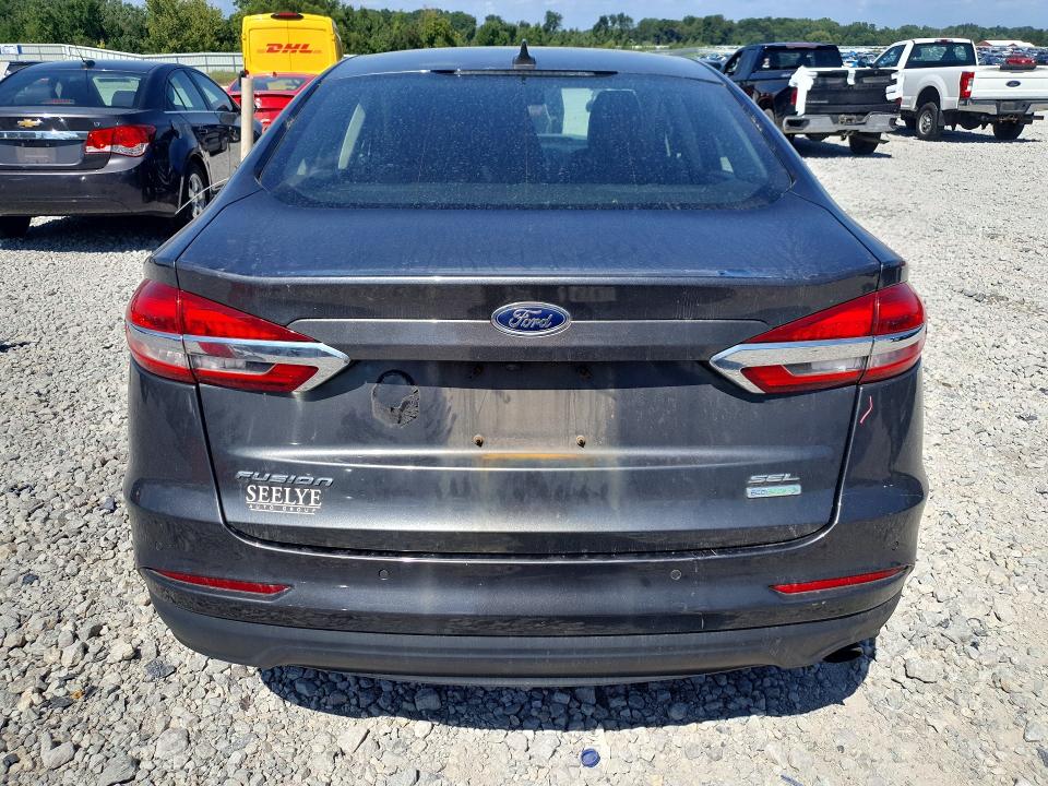 Photo 6 from auction – 2020 FORD FUSION with VIN 3FA6P0CD4LR131544