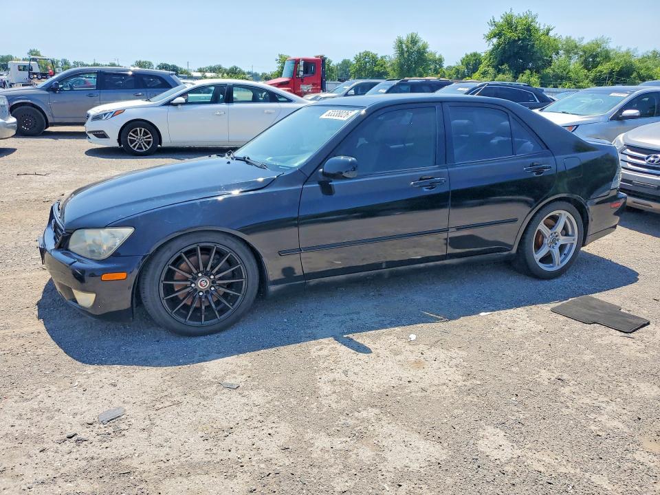 LEXUS IS 2002 with VIN JTHBD192820035751 - Photo from auction