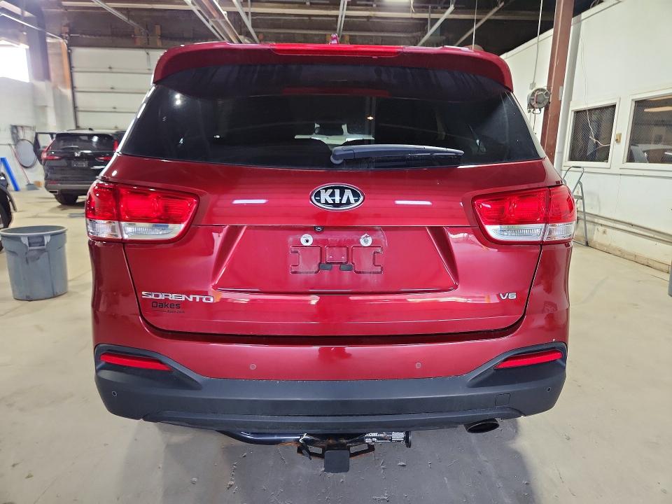 Photo 6 from auction – 2017 KIA SORENTO with VIN 5XYPGDA51HG291402