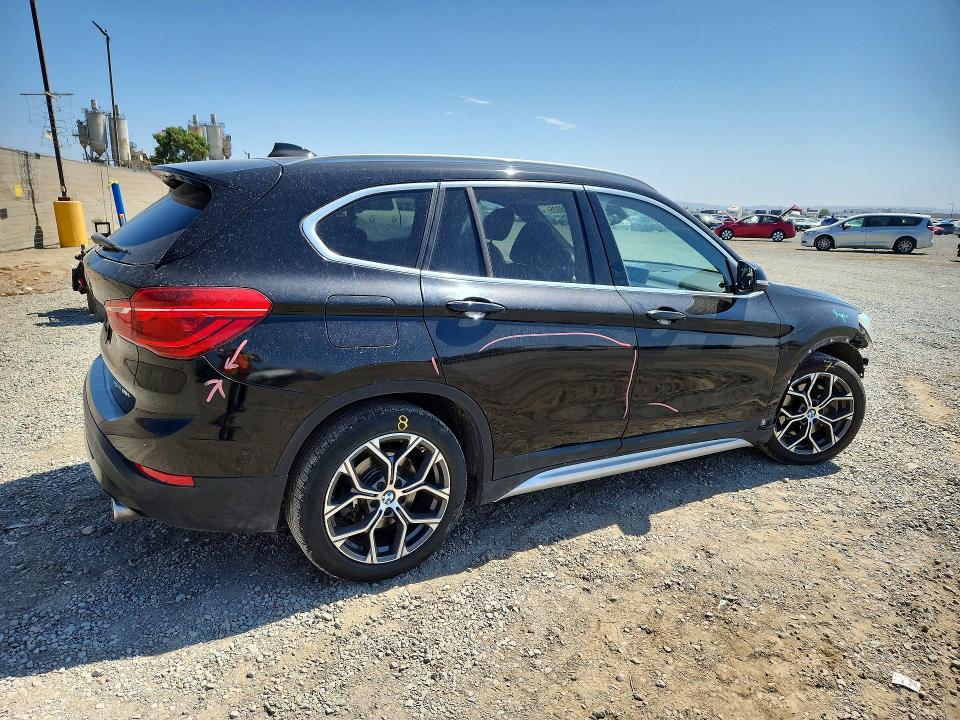 Photo 3 from auction – 2020 BMW X1 with VIN WBXJG9C08L5R06147