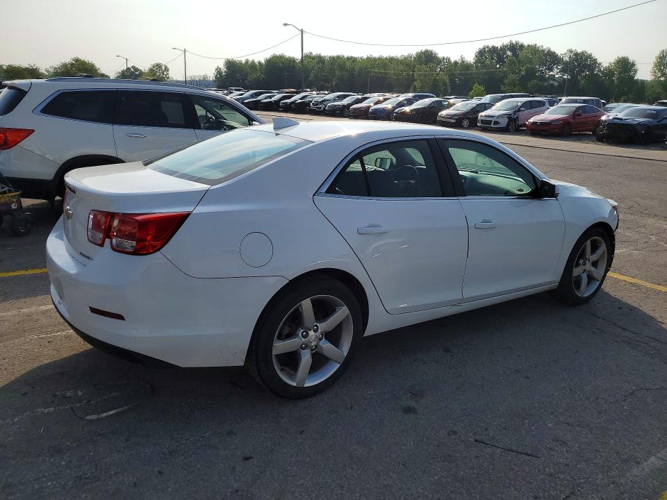 Photo 3 from auction – 2016 CHEVROLET MALIBU LIMITED with VIN 1G11C5SA0GU159062