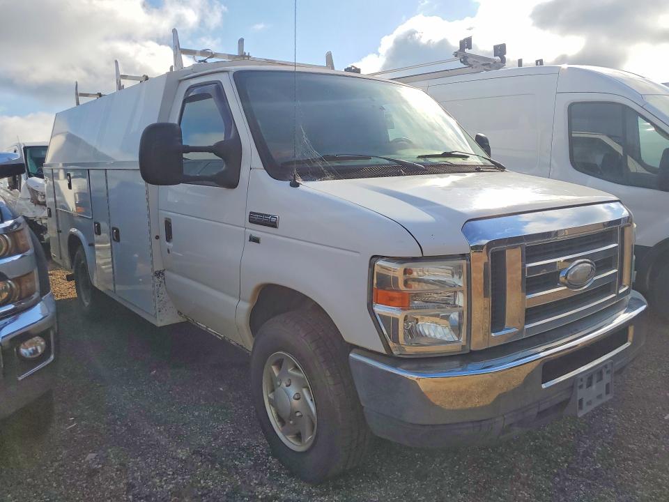 Photo 4 from auction – 2014 FORD ECONOLINE with VIN 1FDWE3FLXEDB15635