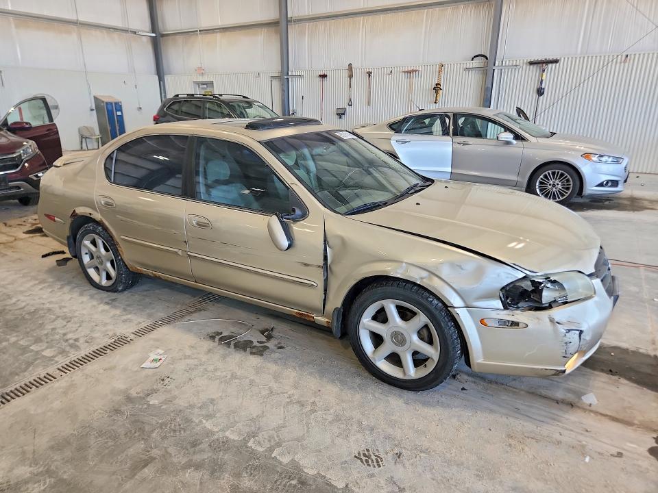 Фото 4 с аукциона – 2001 NISSAN MAXIMA с VIN JN1CA31D61T606659