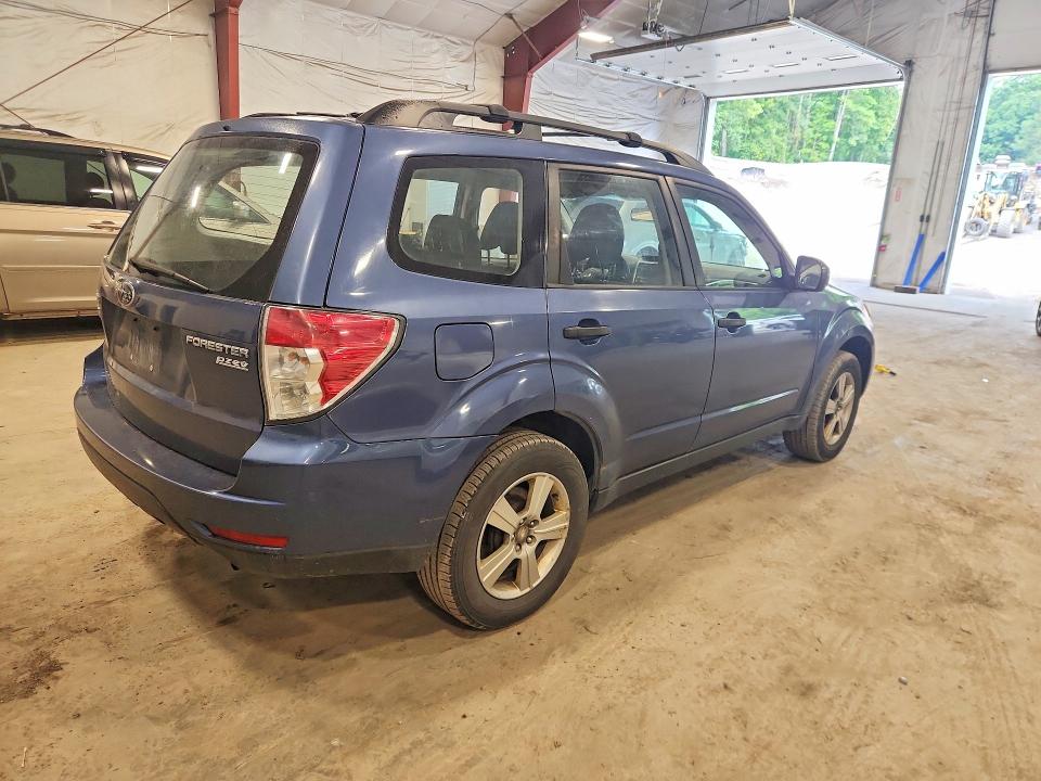 Photo 3 from auction – 2012 SUBARU FORESTER with VIN JF2SHABC6CH436888