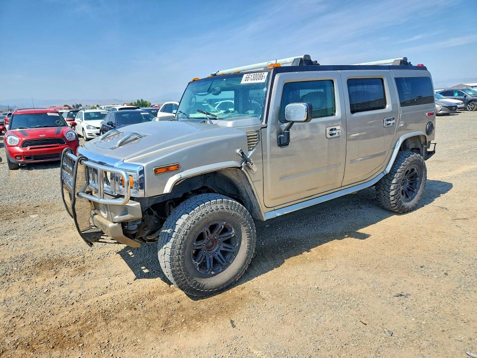 HUMMER H2 2003 with VIN 5GRGN23U13H127175 - Photo from auction